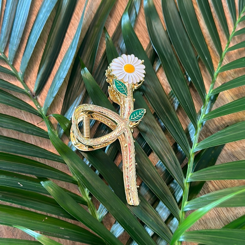 3 for $15 Daisy flower hair clip gold tone